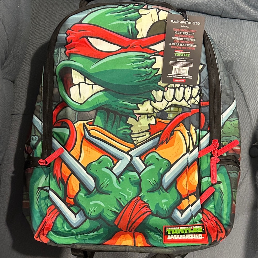 Sprayground Ninja Turtles Backpack - Green and Red

RARE!